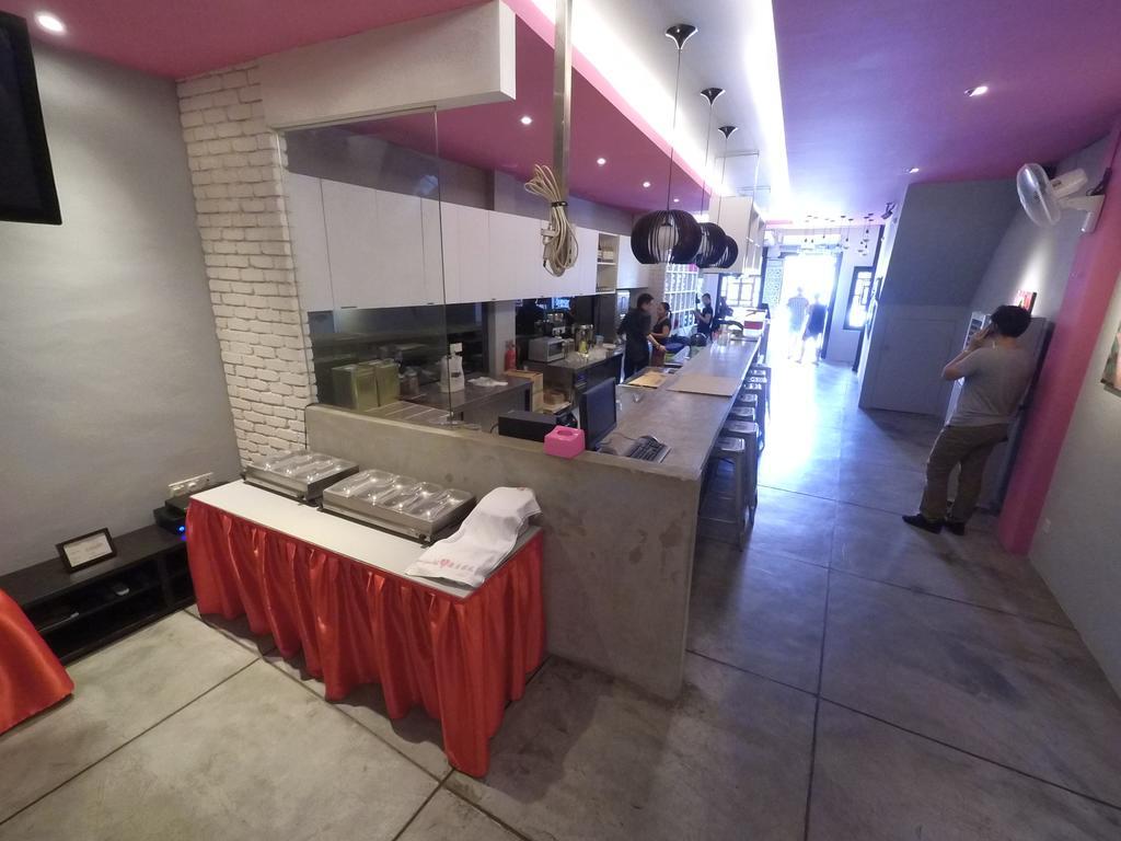 Ryokan Muntri Boutique Hostel Джордж Таун Екстериор снимка