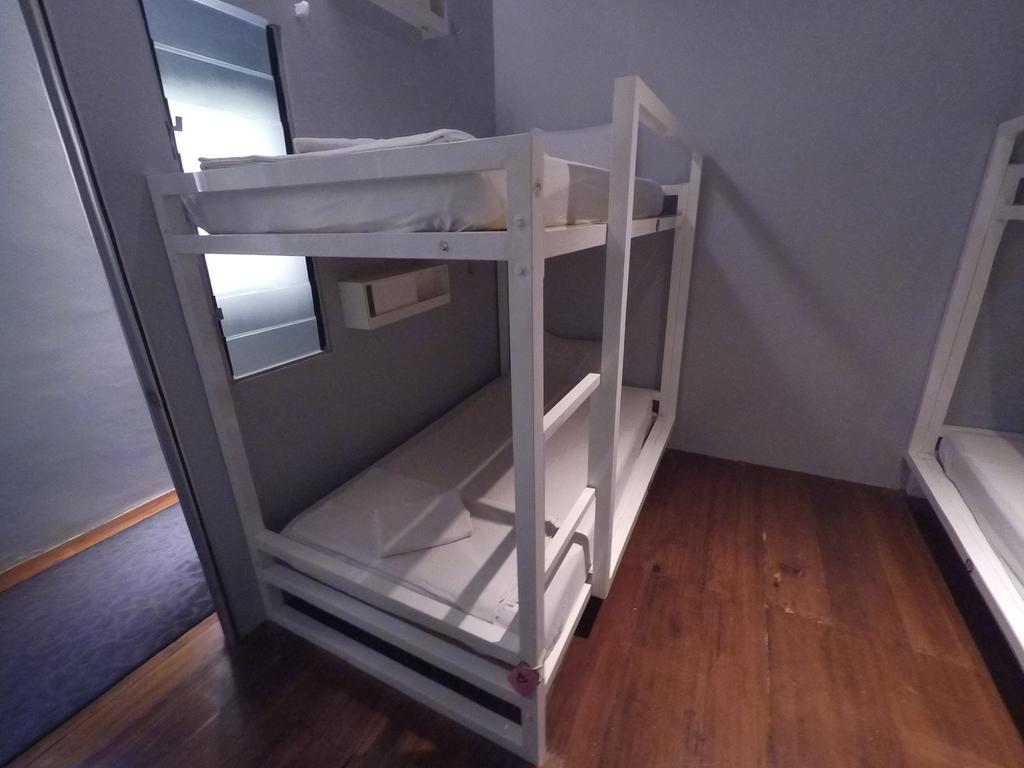 Ryokan Muntri Boutique Hostel Джордж Таун Стая снимка